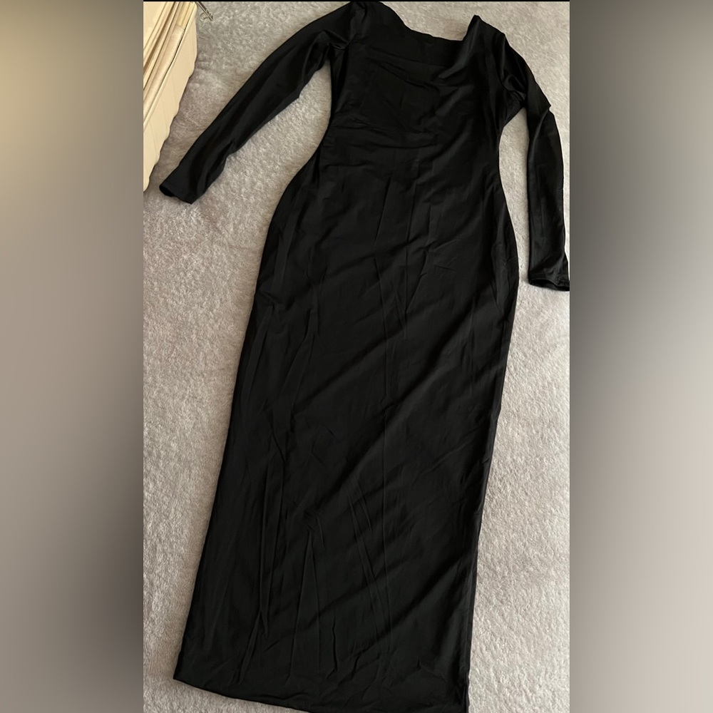 NWT Meshki backless midi dress size S